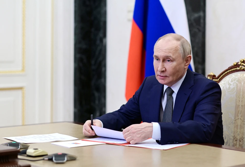 Путин и Совбез обсудили безопасность общества